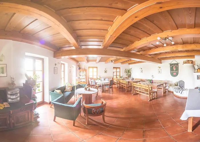 Juhfark Fogado Es Borhaz Bed & Breakfast 3*